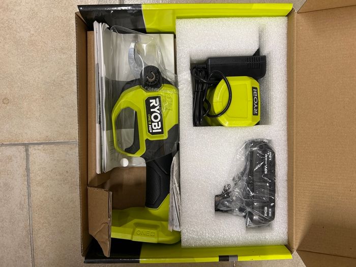 Sécateur ryobi marque:ryobi  neuf - photo numéro 3