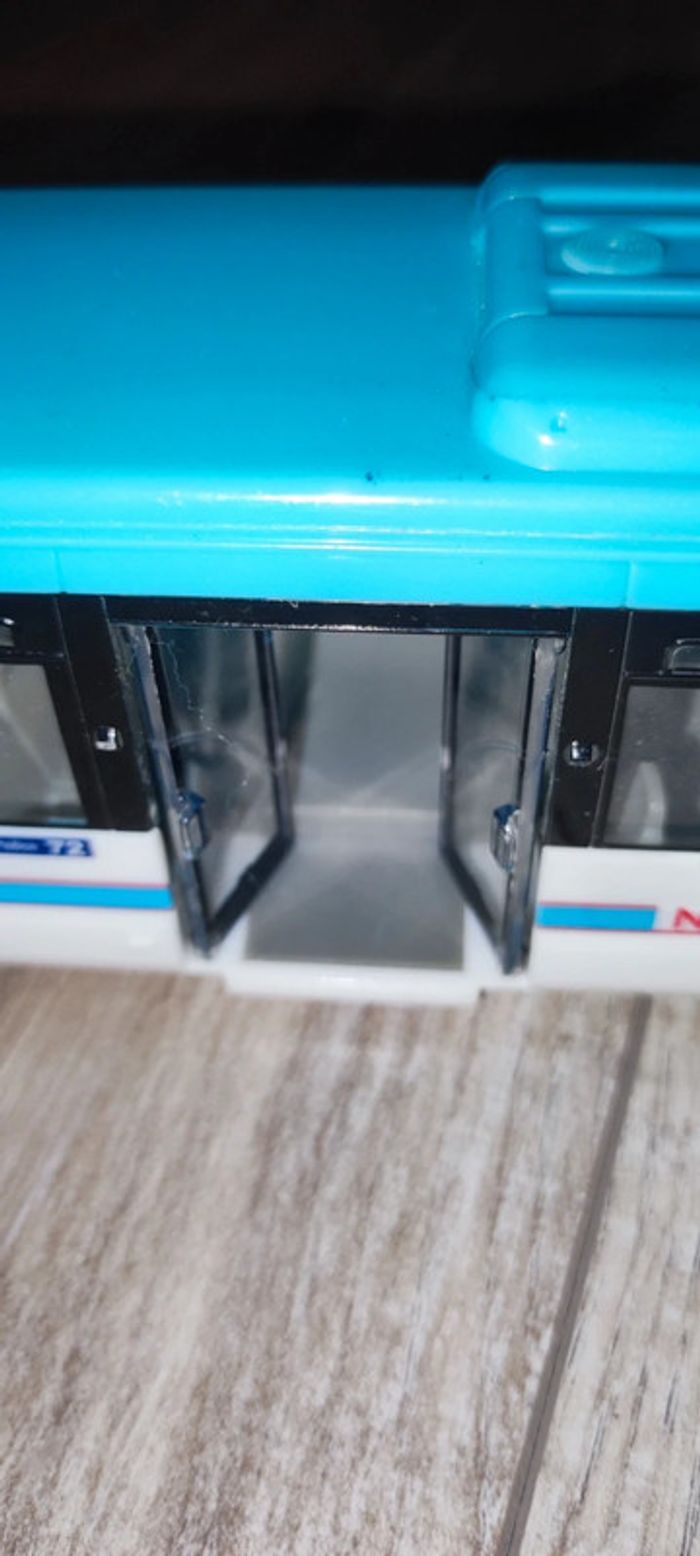 Jouet bus - photo numéro 3