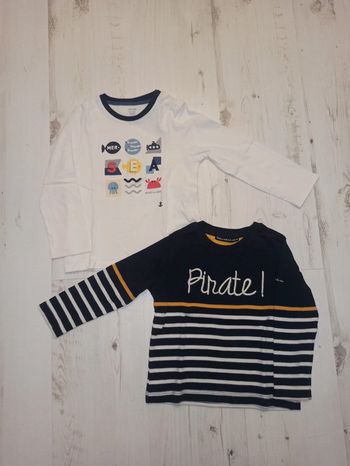 Lot 2 t-shirt ML / taille 3ans / tbe