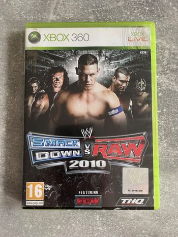 Jeu pour Xbox 360, Smack down VS raw 2010 en français.