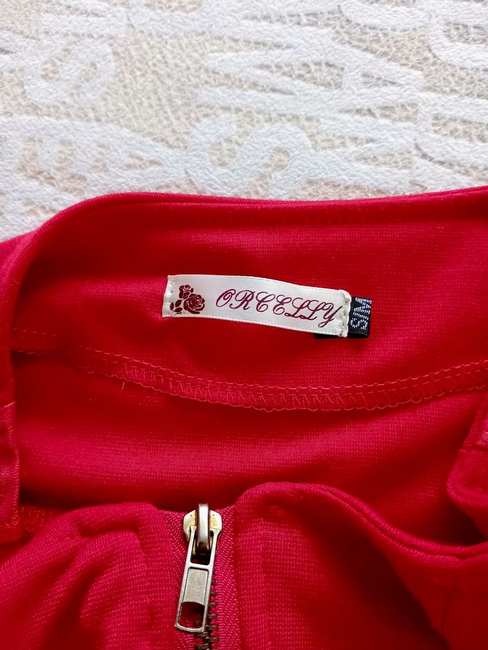 Boléro rouge zippé en taille S/M - photo numéro 6