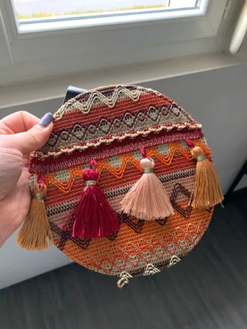 Petit sac rond brode bohème