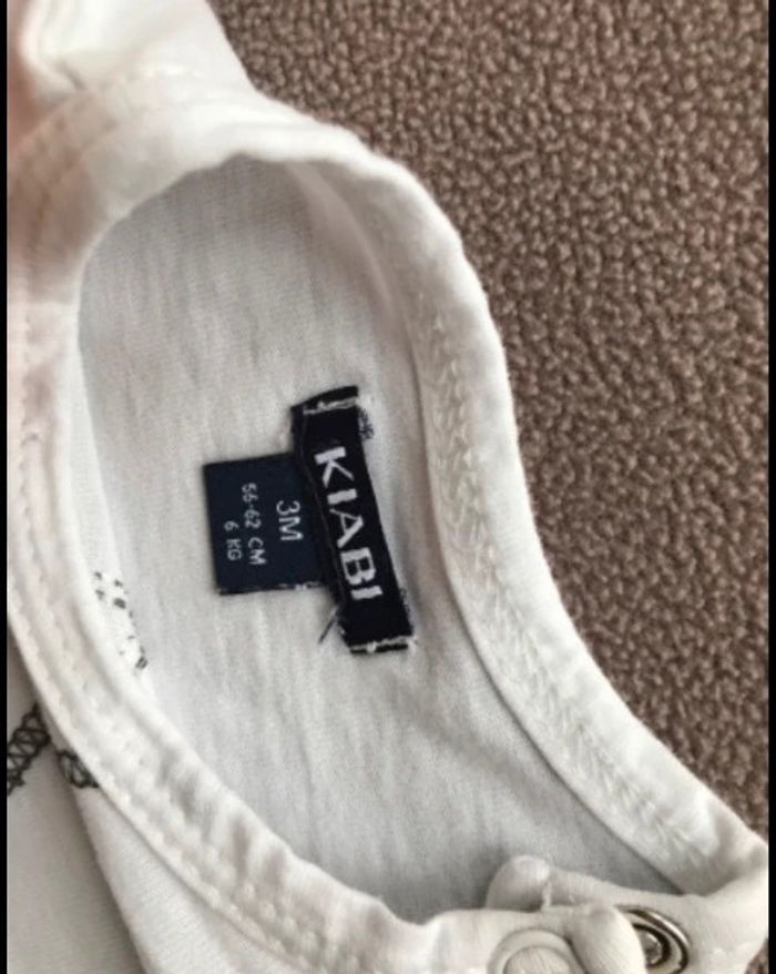 T-shirt 3 mois 👕 - photo numéro 3