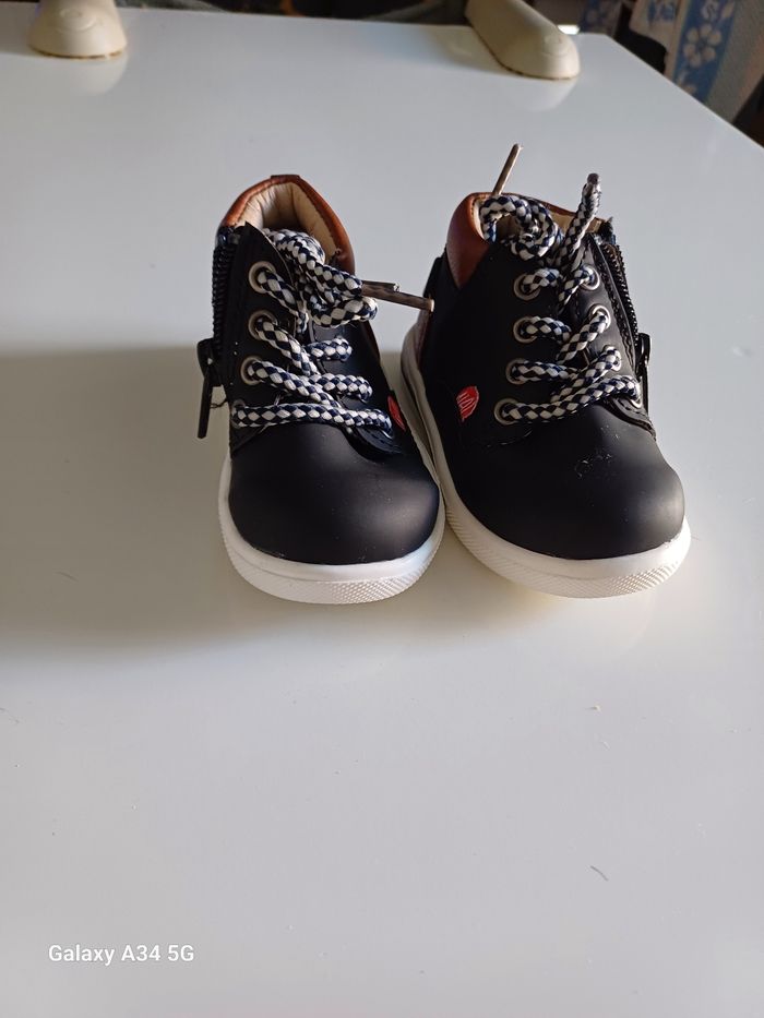 Chaussure bébé garçon 18 - photo numéro 4