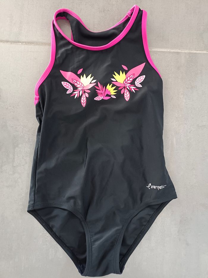 Lot de vêtements été fille en 6 ans - photo numéro 7