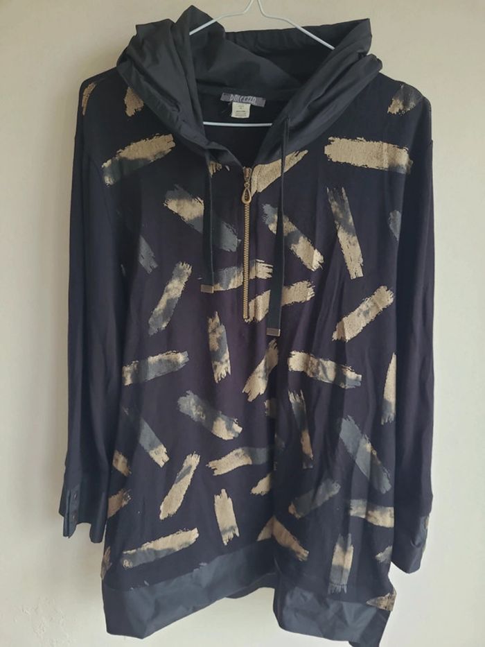 👚Sweat fin a capuche taille XL👚