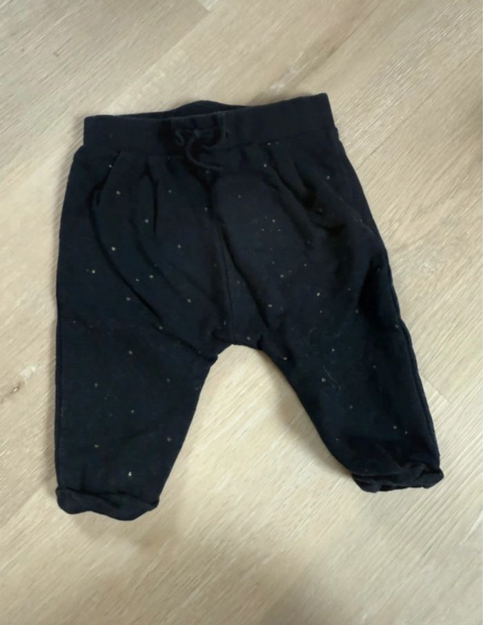 Lot 7 pantalons 6 mois - photo numéro 2