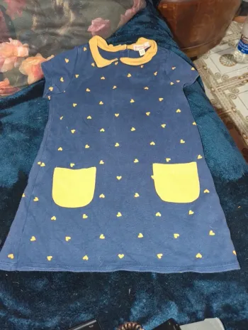 Petite robe manches courtes coeurs