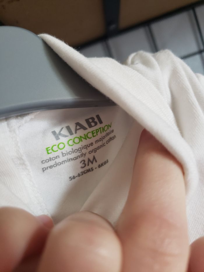 Lot de 2 sous pulls 🎀 Kiabi 3 mois 3€ - photo numéro 3