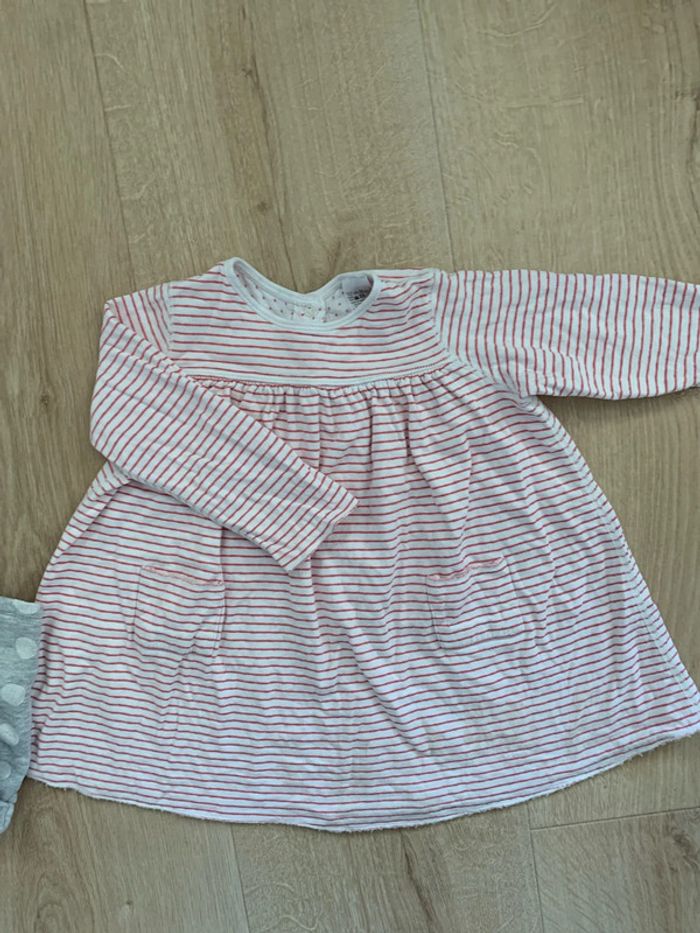 Lot 2 robes petit bateau 18 mois - photo numéro 5