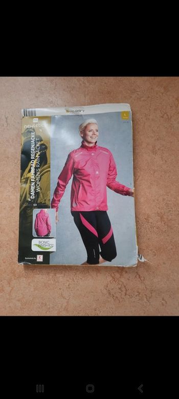 Veste coupe vent neuve L