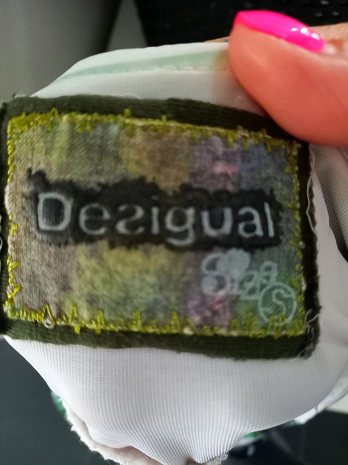 Très belle robe colorée Desigual - photo numéro 5