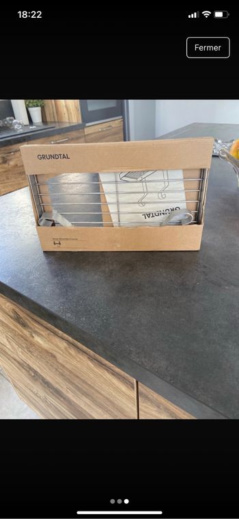 Étagère murale neuve Grundtal IKEA