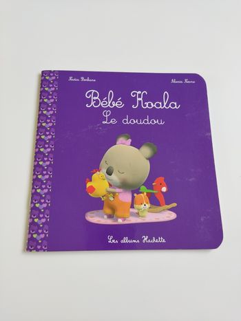 Bébé koala le doudou