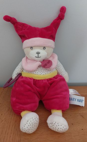 Doudou peluche d'activités brioche fushia Pantin - BabyNat'
BabyNat 