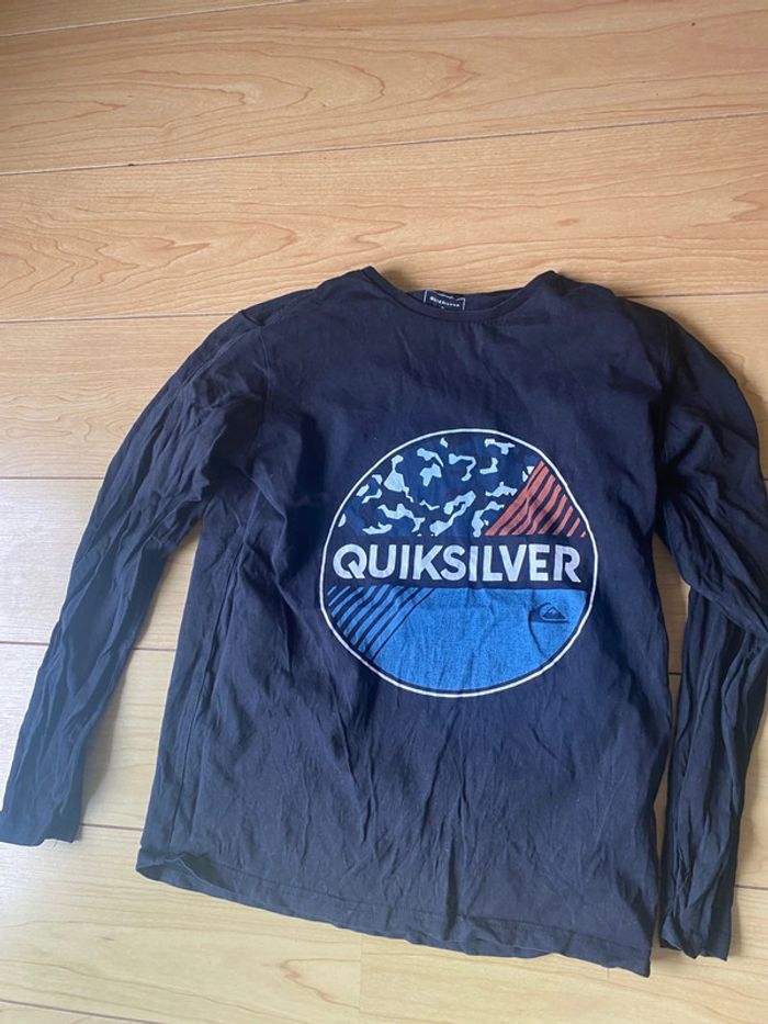 TEE shirt manche longue QuickSilver  14 ans