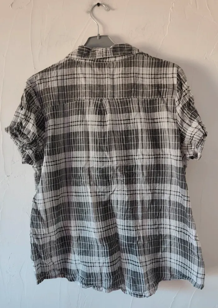 Magnifique blouse fashion elle taille 42 ou Xl - photo numéro 2