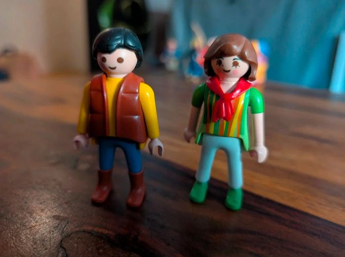 Lot personnages playmobil - photo numéro 2