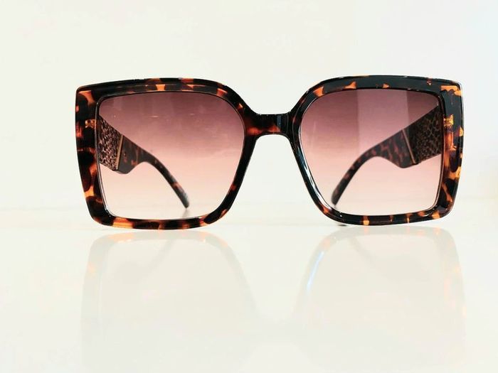 Lunette de soleil femme rectangulaire marron léopard verres dégradés uvprotection catégorie 3 - photo numéro 2