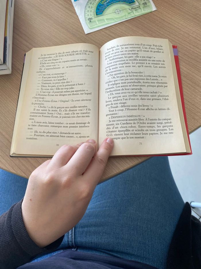 Virus LIV3 ou la mort des livres - photo numéro 2