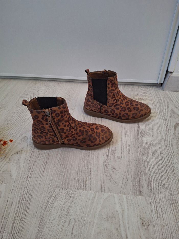Chaussures Bottines fille léopard marron noir Kiabi Taille 28 - photo numéro 3