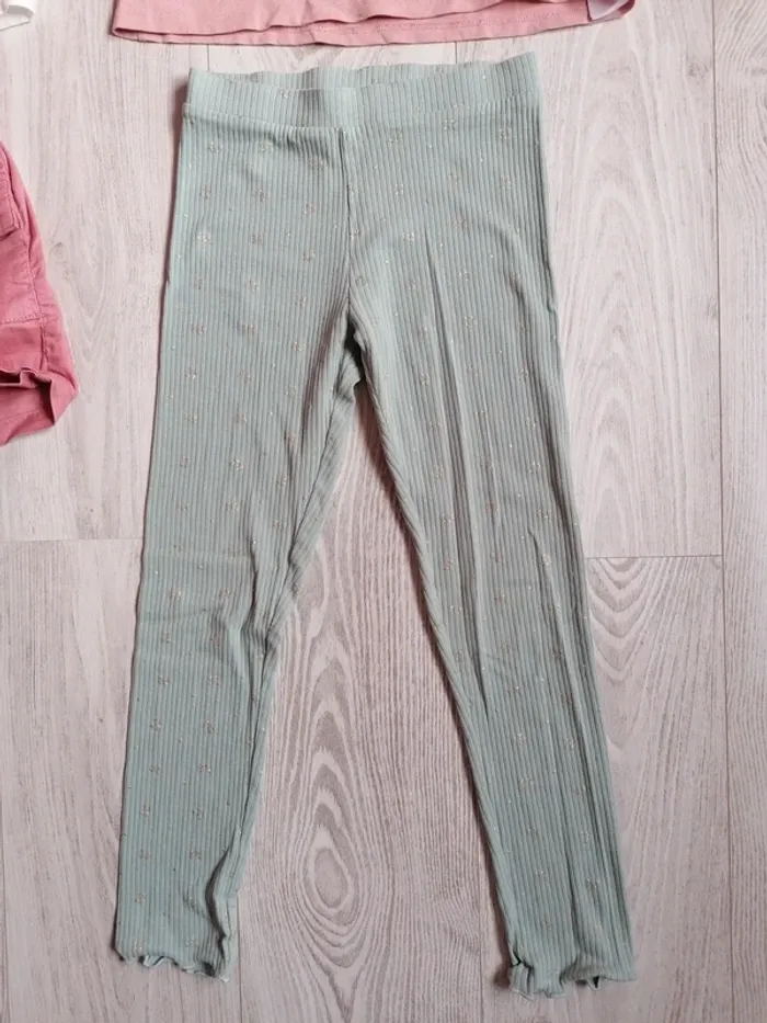 Ensemble Sergent Major Mon voisin perroquet 
Tee shirt 10 ans
Short 9 ans
Legging 8/ 9 ans - photo numéro 8
