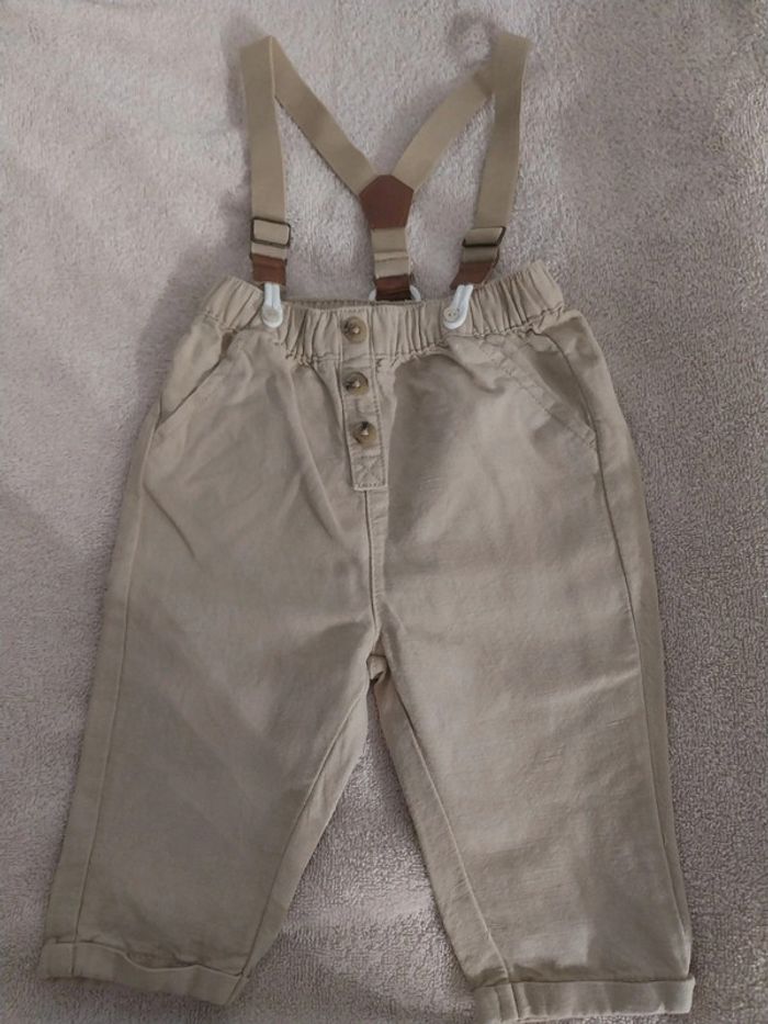 Pantalon à bretelles amovibles bébé 9 mois beige
