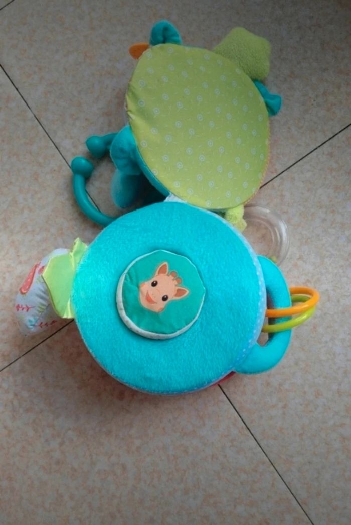 Balle peluche d'éveil Sophie la girafe - photo numéro 2