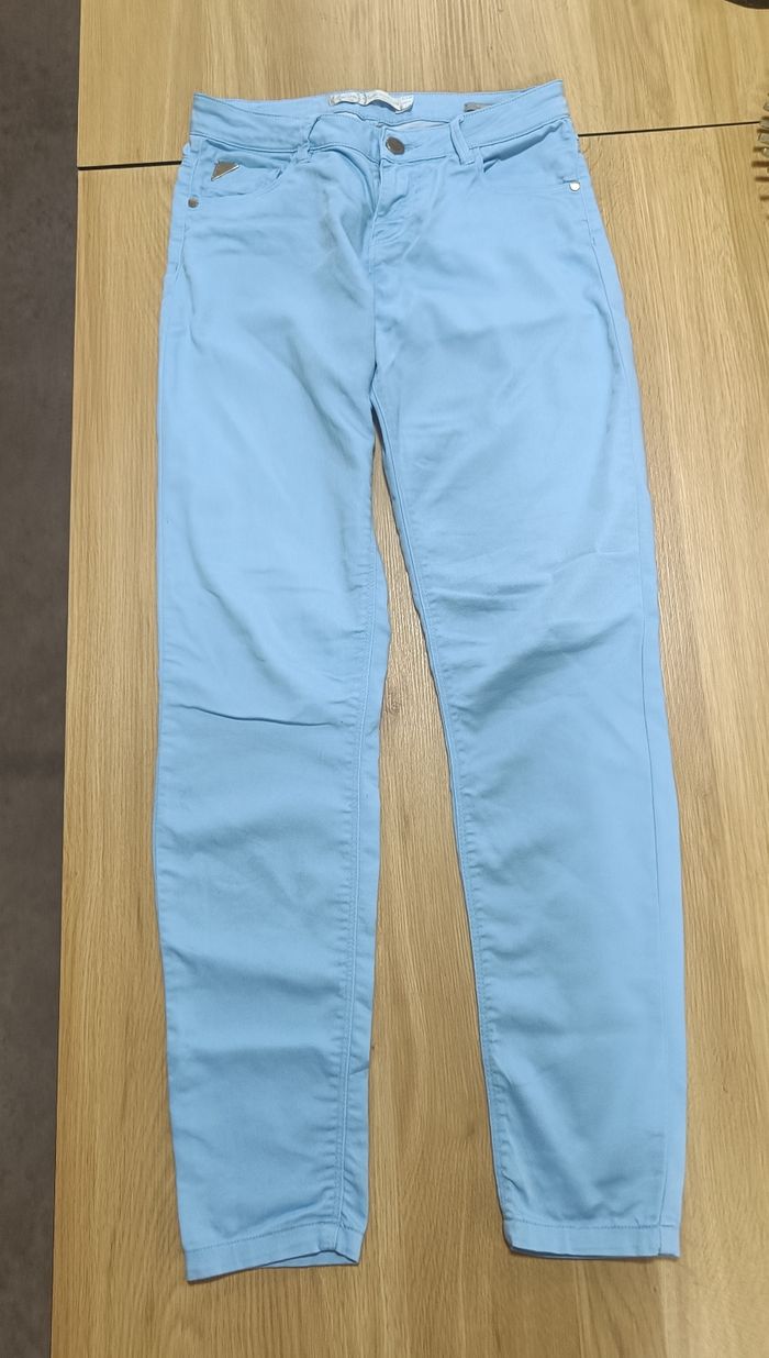 Jean skinny Bershka bleu ciel – Taille 36 (S) – - photo numéro 9