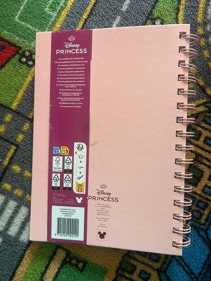 Neuf – Kit écriture + carnet Princesse Disney - photo numéro 4