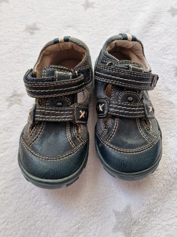 Chaussures pointure 24