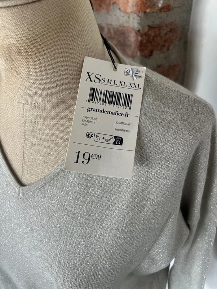 Jolie pull fil argenté - photo numéro 3