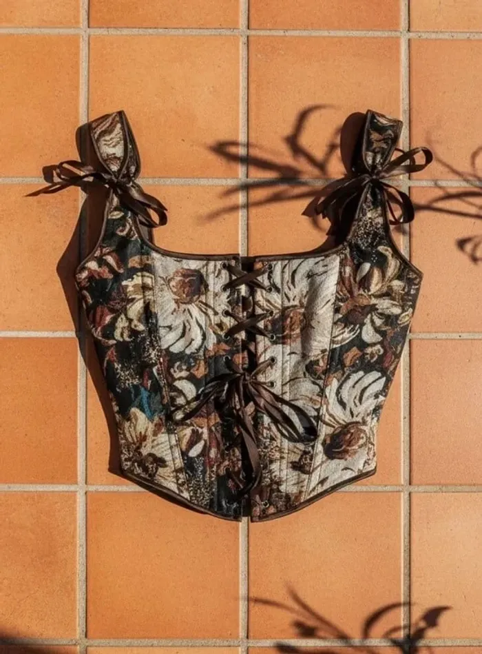 Corset brocart lacé, bretelles nouées, taille S, bohème chic rétro soirée