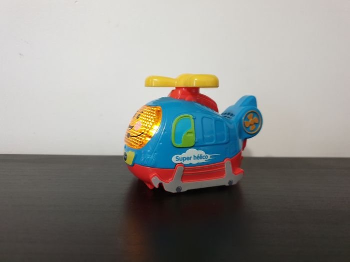 Tut tut bolide "Théo,  super hélico" VTech - photo numéro 2