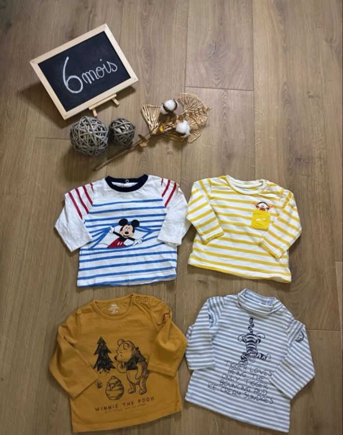 ✨ Lot de 4 t-shirts Disney – 6 mois ✨