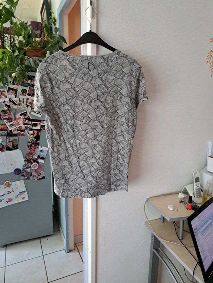 Tee-shirt chasin taille S - photo numéro 5