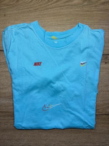 T-shirt Nike