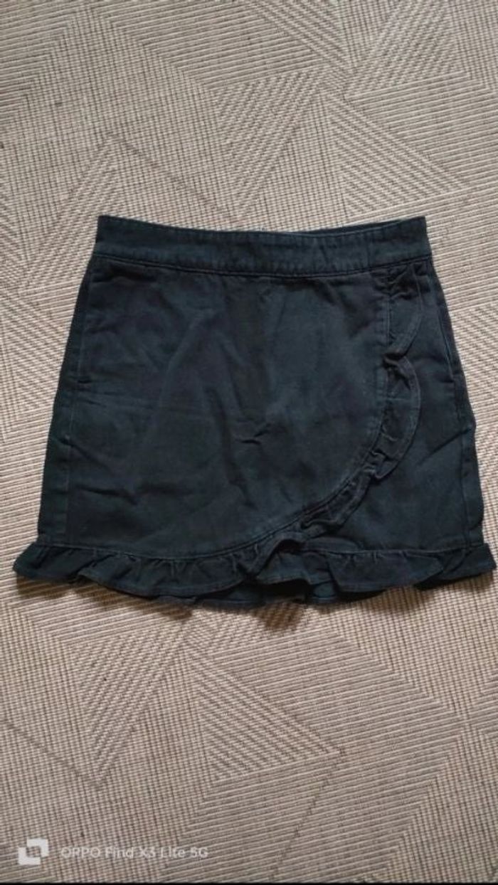 Jupe en jean à volant