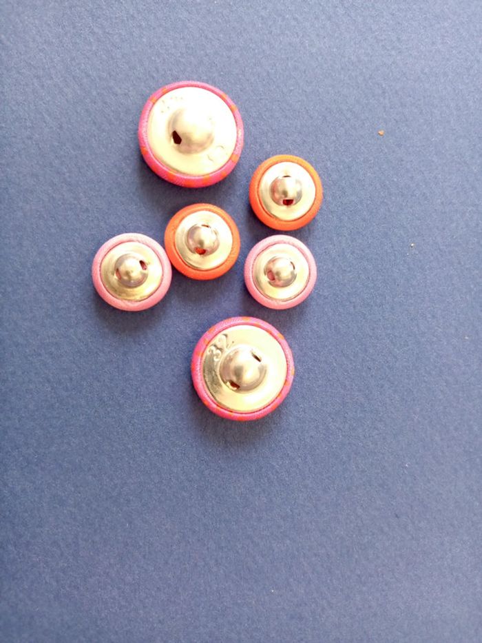 Lot boutons - photo numéro 3