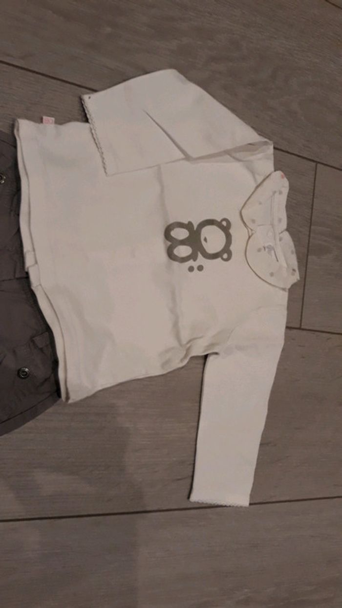 lot pantalon et tee shirt - photo numéro 2