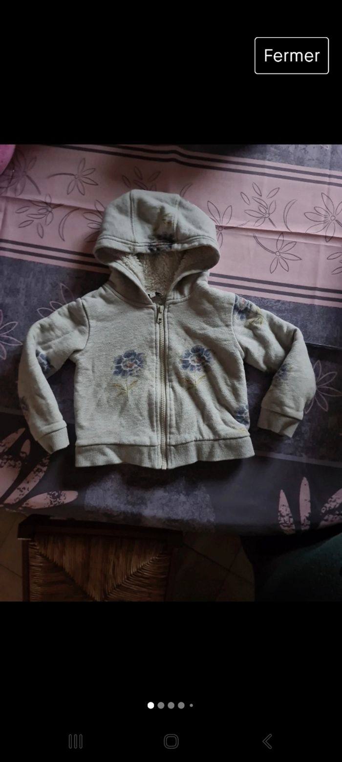 Sweat-shirt taille 4 ans