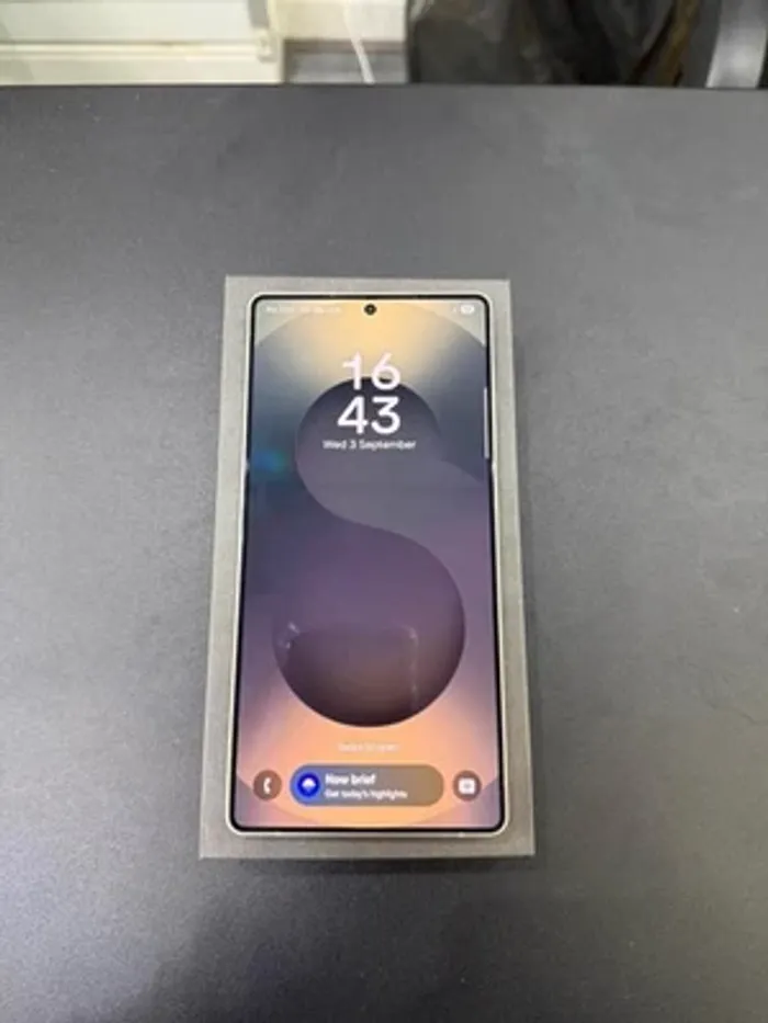 Samsung Galaxy S25 Ultra - photo numéro 2