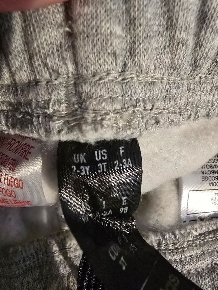 NEUF (non porté) 🏷🤩😍💙superbe jogging ADIDAS  molleton 3 ans unisex 🤩😍💙 - photo numéro 6