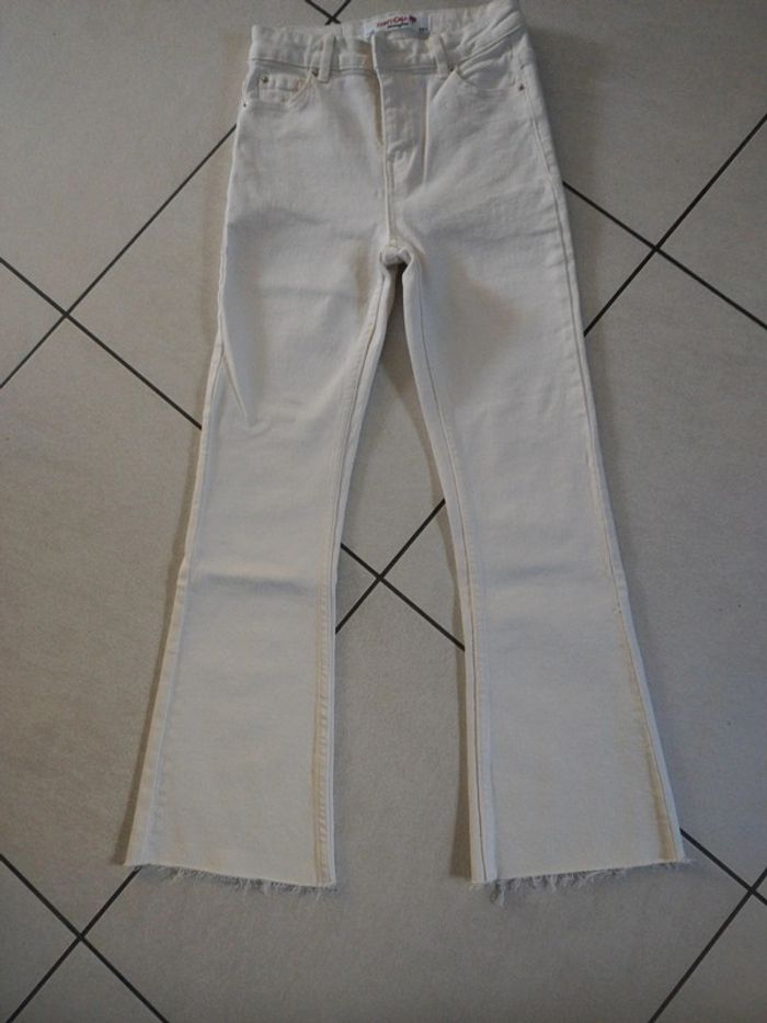 Jeans Cropped Flare blanc Jennyfer taille 32