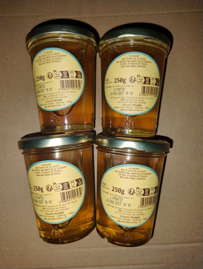 Lot de 4 pots de miel l'apiculteur miel d'acacia et fleurs (4 x 250g) - photo numéro 2