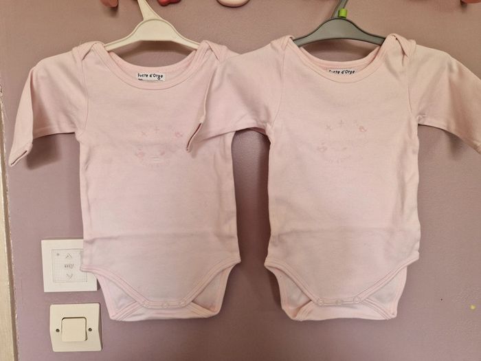 Lot de 2 bodies - photo numéro 2