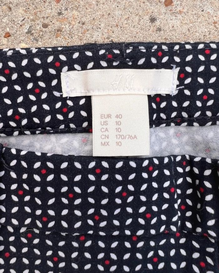 Pantalon chino bleu et rouge H&M taille 40 - photo numéro 3