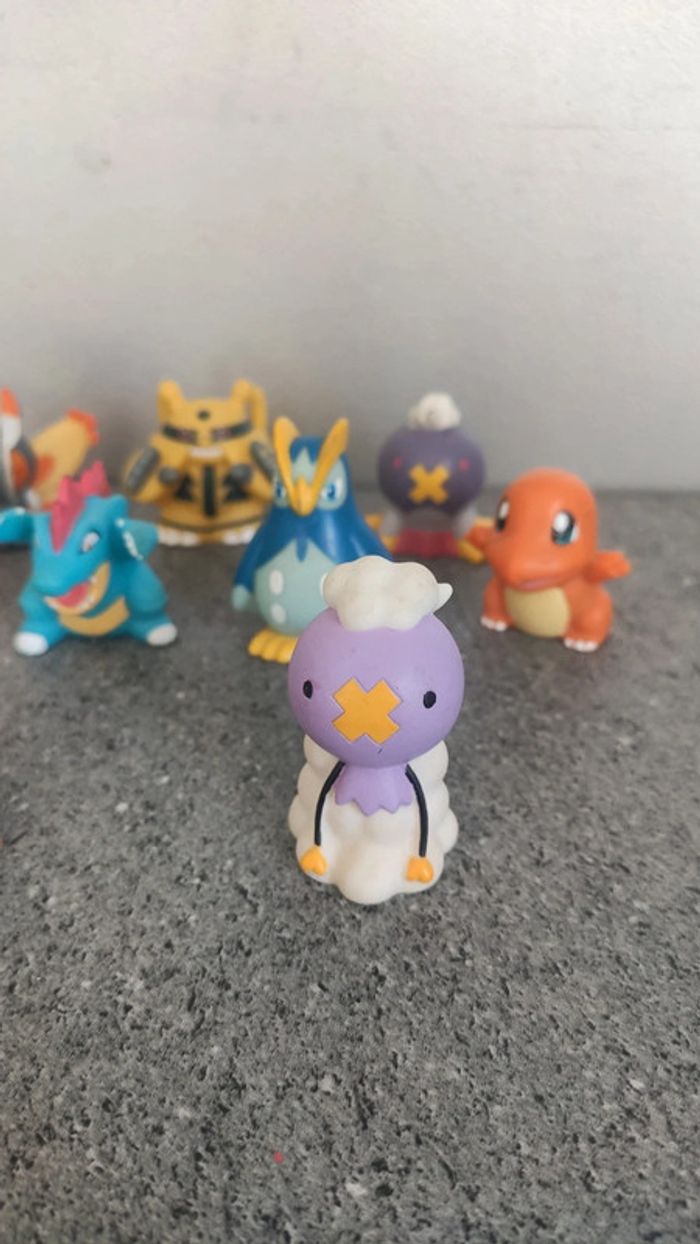 Lot de 9 figurines pokémon Bandai finger Nintendo bon état - photo numéro 3