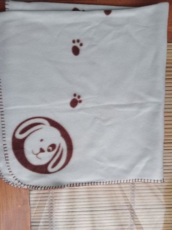 Plaid carré bleu clair 90 cm x 90 cm