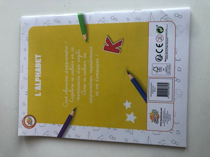 Livres d'activité sur l'alphabet - photo numéro 2